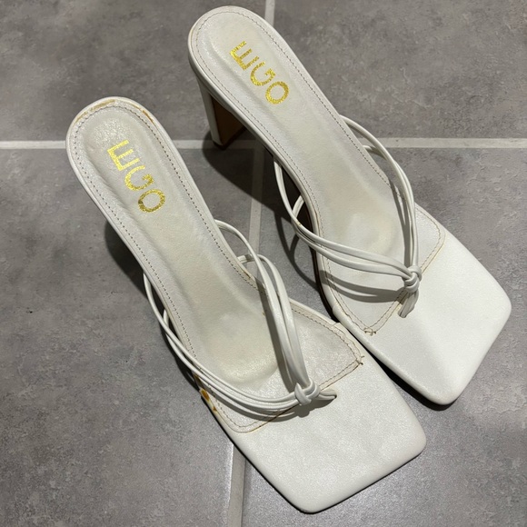 Ego Squared Toe Heels - Picture 1 of 4